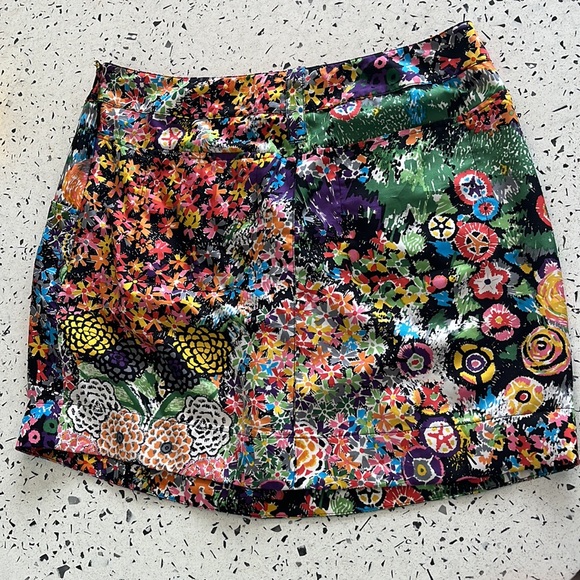 SOLD See by Chloe Silk Floral Skirt with pockets - US 8 - Picture 3 of 5